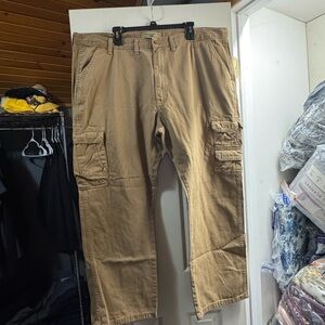 Wrangler Men's Classic Brown Cargo Pants